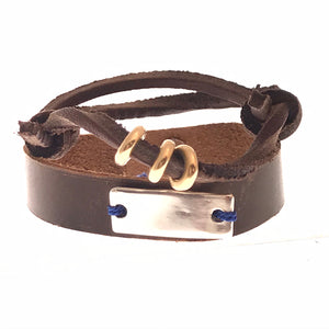 bar band with navy and 3 gold rings wrap